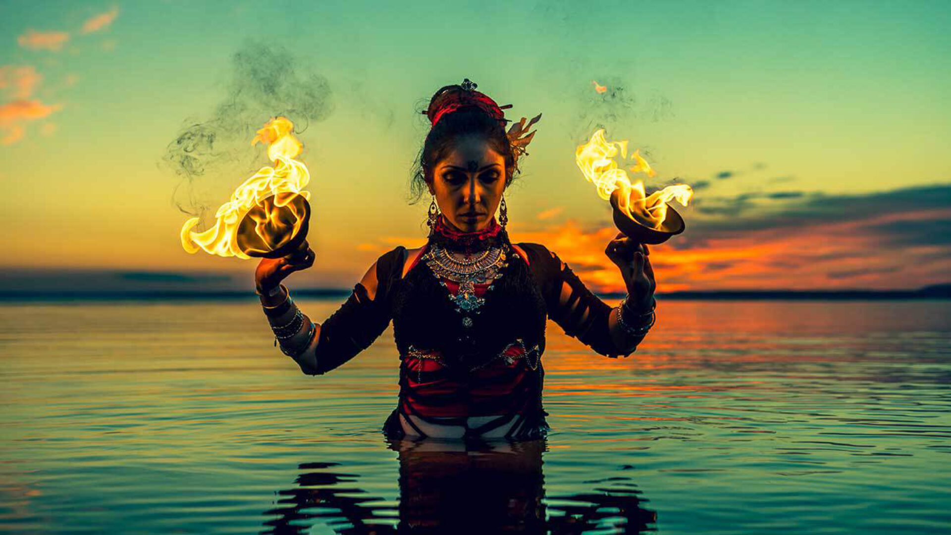 Geef je Wicca spreuken en rituelen een extra dimensie: maak kennis met de 4 magische elementen // Deel 1 Vuur