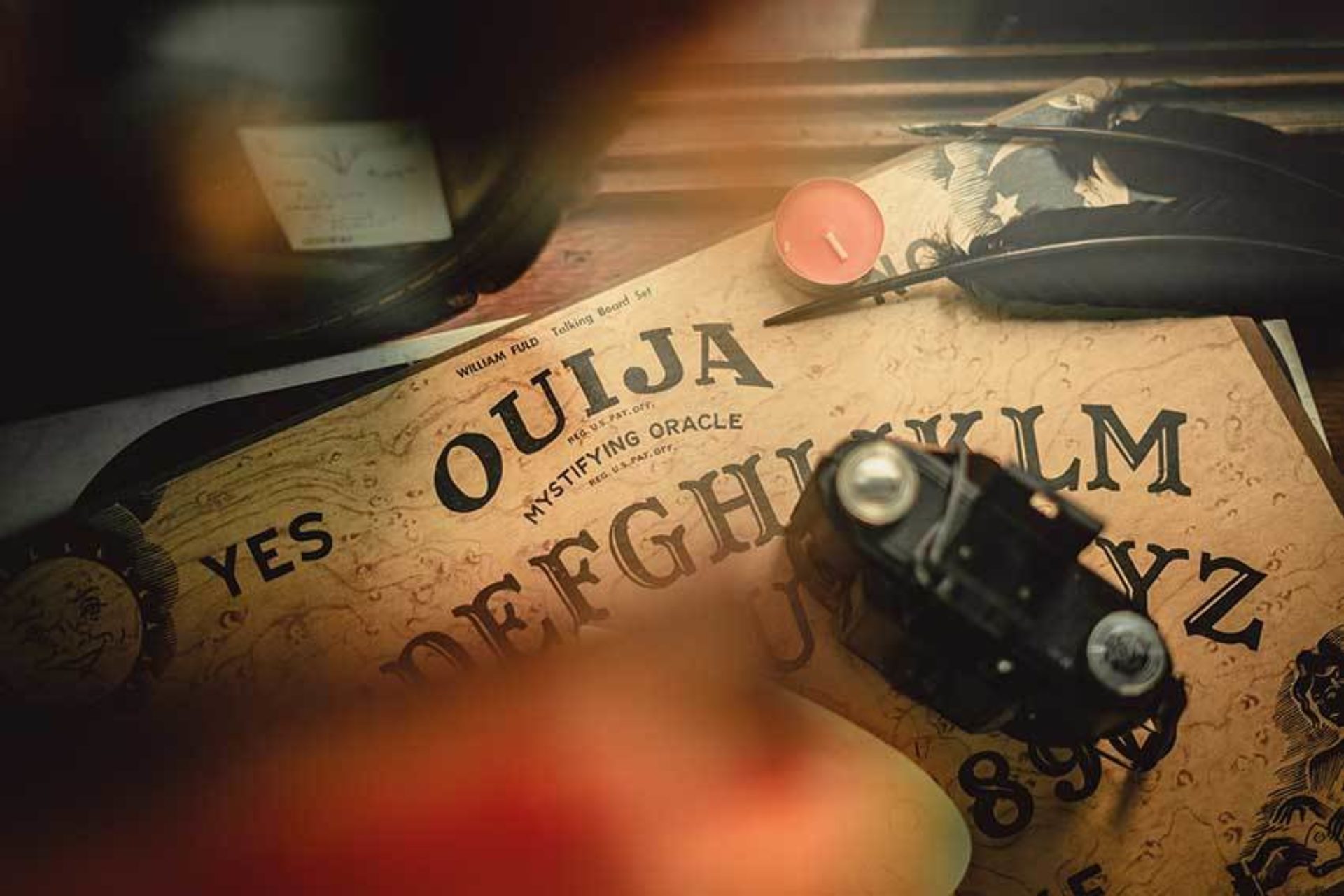 Ouijaborden: the official rulebook