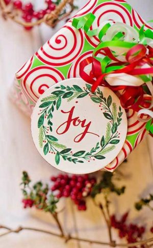 15 small acts of christmas joy Bloom web
