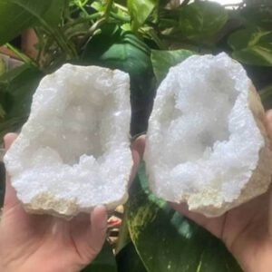 Geschenken met een extra betekenis edelstenen Geode Bergkristal Bloom webshop